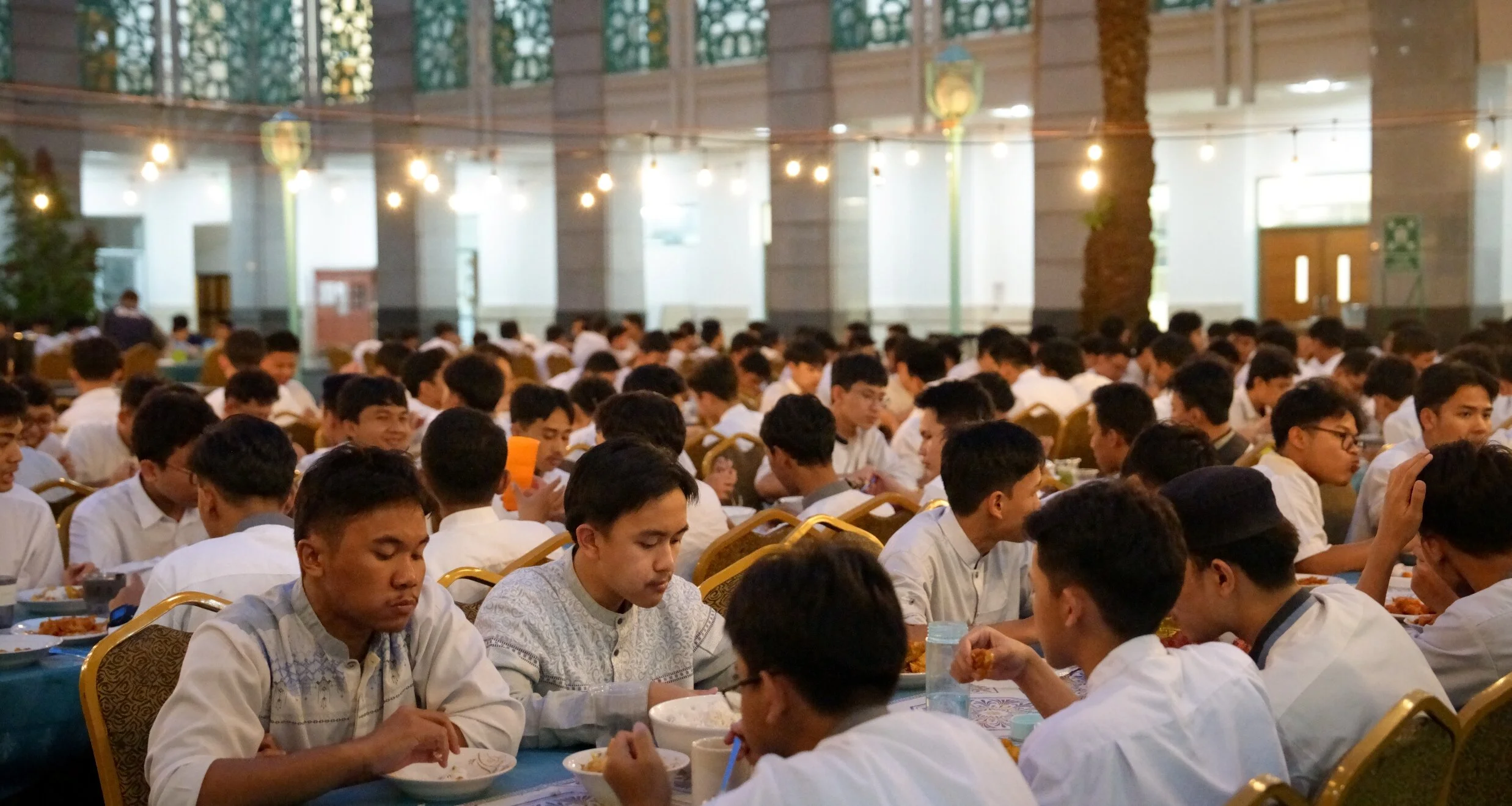 Foto 14 dari album Iftar Bersama Santri Tahfidz 2025